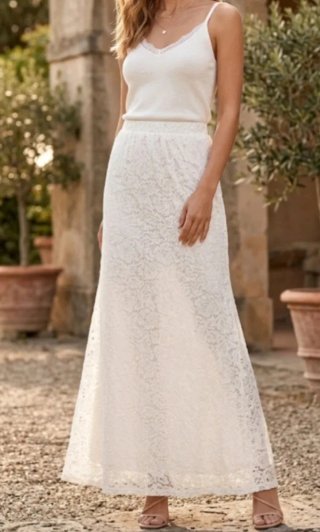 Gonna lunga in pizzo bianco