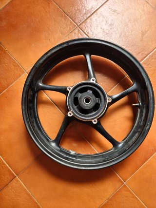 Llanta delantera FZ8N Fazer 800