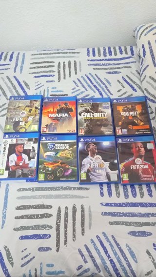 Consola PlayStation 4 (PS4) con 8 Juegos+3 mandos