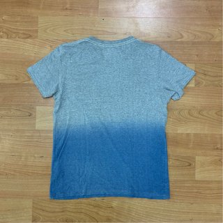 Camiseta Levi's degradada azul/gris Talla XL