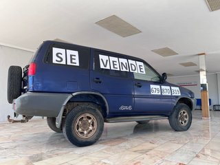 Nissan Terrano II 1996