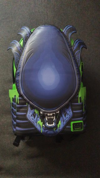 Mochila Loungefly Alien Xenomorfo