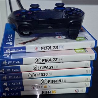 PlayStation 4 (PS4) con Mando y 7 Juego