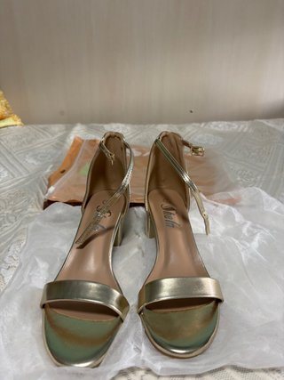 Sandalias de Tacón Doradas Shein