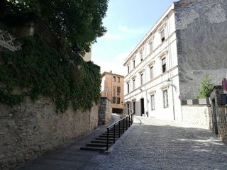 Local comercial en alquiler en Centre en Girona