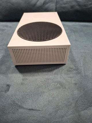 Xbox Series S 512 GB + Mando GameSir G7 SE