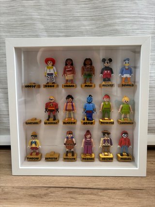 Expositor Playmobil Kinder Disney Sannahed Dorado