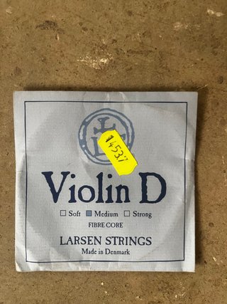 Cuerda para Violín Larsen Re (D) Tensión Media