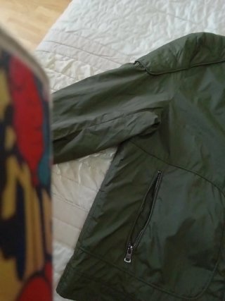 Cazadora cortavientos