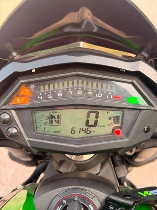 Kawasaki Z1000