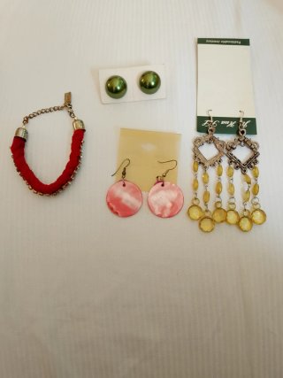 Lote Pulseras Collares Pendientes