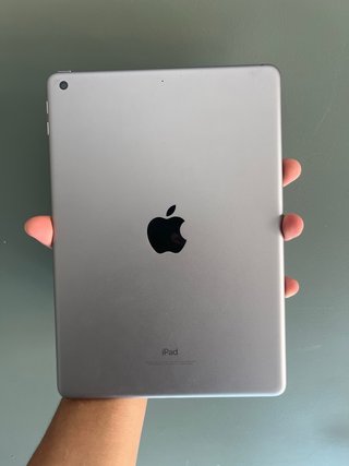 iPad 6ª Generación A1893 de 128GB – Negro/Plata