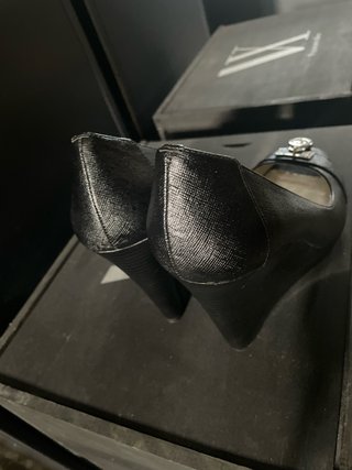 Zapatos de cuña Michael Kors negros