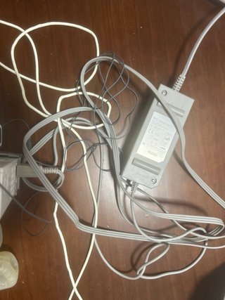 Consola Nintendo Wii con 5 mandos