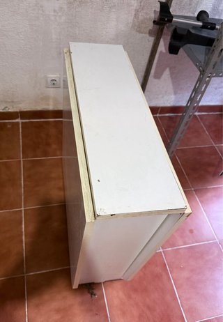 Mesa Plegable con 3 Banquetas