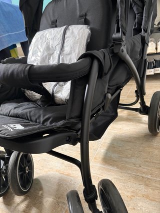Silla gemelar negra