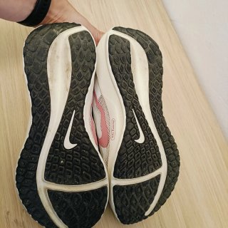 Zapatillas Nike Mujer Blancas y Rosas