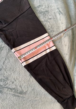 Sudadera negra