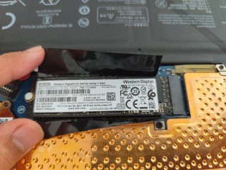 512GB Western Digital® PC SN730 NVMe™™ SSD negocia
