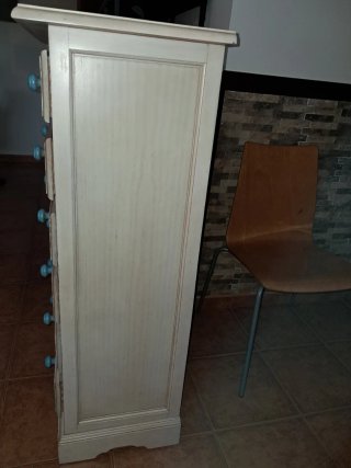 Cómoda de Pino con 8 Cajones lacada en blanco
