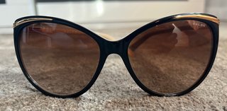 Gafas de sol Ralph Lauren negras y doradas
