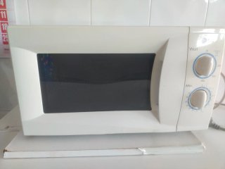 Microondas LG Blanco 700W Reparación o Piezas