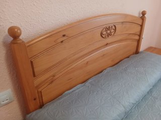 Dormitorio madera maciza