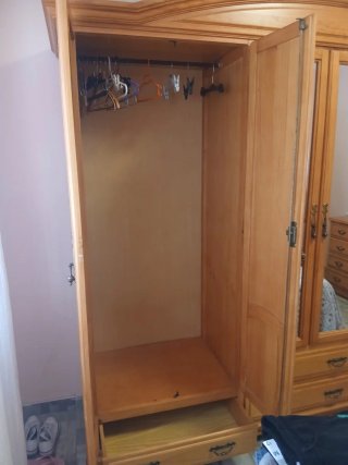 Dormitorio madera maciza