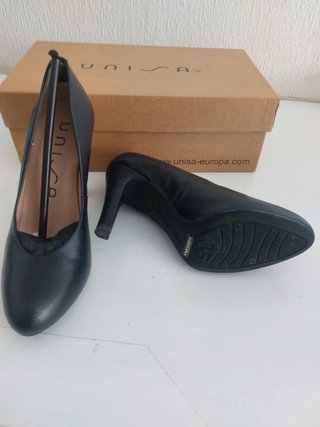 Zapatos de tacón Unisa negros Talla 35