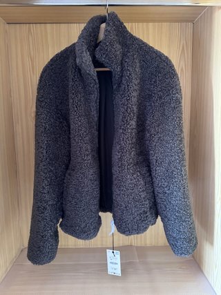 Cazadora de borreguito Zara