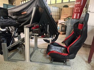 Simulador PC Thrustmaster TS-XW Racer y pc incluid