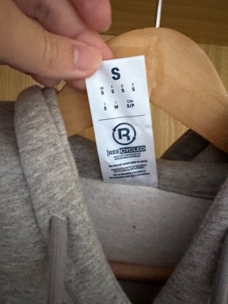 Sudadera Reebok Gris