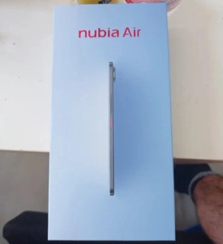 ZTE nubia Air 5G