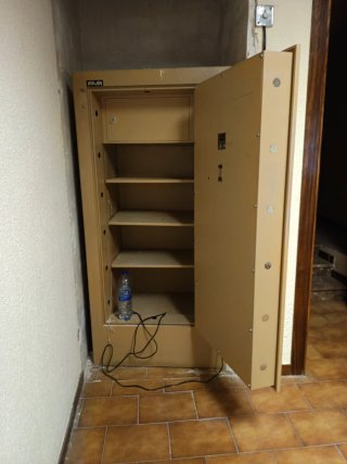 Caja Fuertes Soler