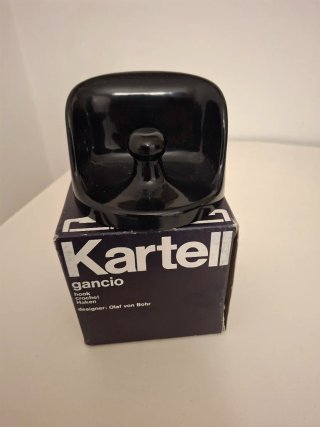 Attaccapanni Kartell Gancio nero