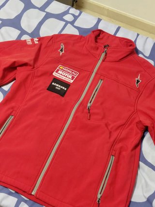 Ropa Monlau Motul