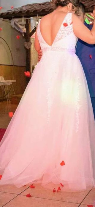 Vestido de Novia Rosa y Blanco