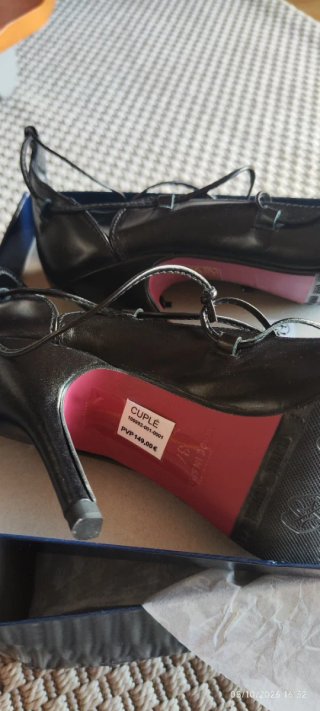 Zapatos de fiesta en piel