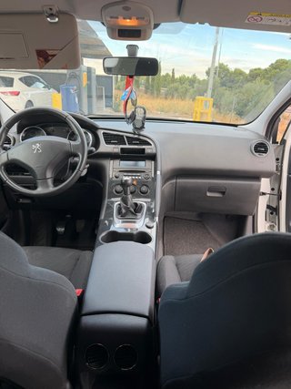 Peugeot 3008 2014