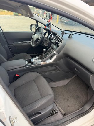 Peugeot 3008 2014