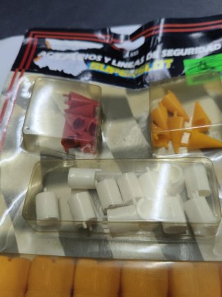 Scalextric Set de Accesorios y líneas seguridad