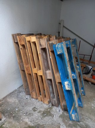 Palets de madera (regalo)