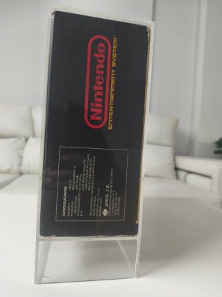 Caja Nintendo NES + funda metacrilato