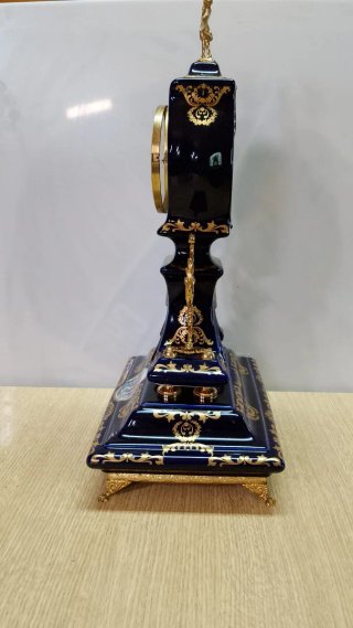 Reloj sobremesa porcelana azul cobalto y bronce