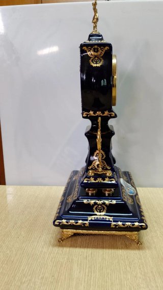 Reloj sobremesa porcelana azul cobalto y bronce