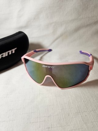 Gafas de sol Giant rosas