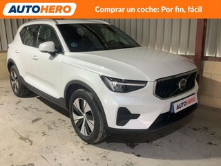 Volvo XC40 2.0 B3 Mild-Hybrid Core 2WD