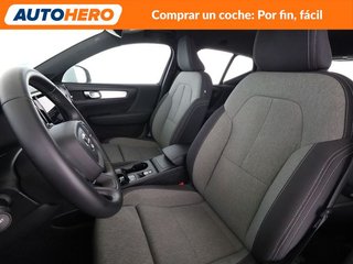 Volvo XC40 2.0 B3 Mild-Hybrid Core 2WD