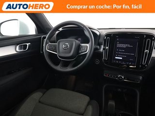 Volvo XC40 2.0 B3 Mild-Hybrid Core 2WD