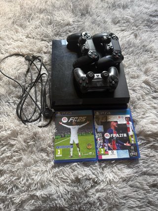Pack PlayStation 4 (PS4 Fat) + 3 Mandos
